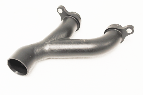 F PACE LOWER OUTLET PIPE - AJ813865