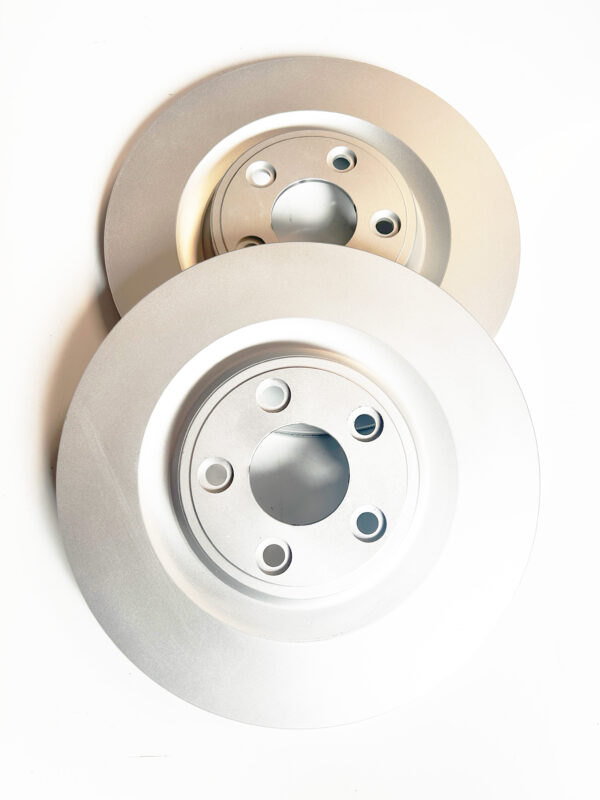 XJ X351 REAR BRAKE DISCS - C2D61073