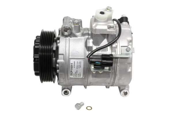 X350 AIR CONDITIONING COMPRESSOR - C2C26770